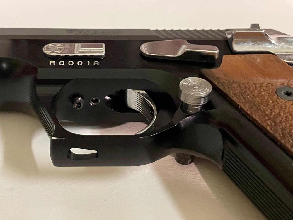 Pistola semiautomatica Pardini Gt 45 - particolare matricola